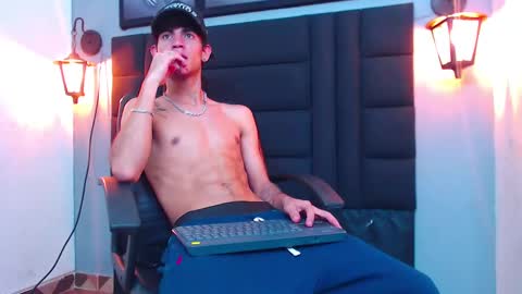 Snapshot of kroddy_sw chatting on 21, 12, 2024 justym online show from 21, 12, 2024