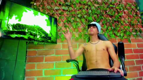 Snapshot of kroddy_sw chatting on 3, 2, 2025 justym online show from 3, 2, 2025