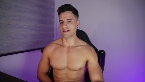 Snapshot of krops_ chatting on 4, 3, 2026 KROPS online show from 4, 3, 2026