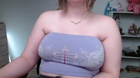 Snapshot of krystalsyxx chatting on 24, 6, 2026 Krystal Syx online show from 24, 6, 2026