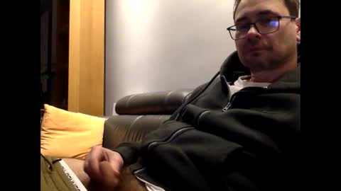 krzysztof1977 online show from 10, 1, 2025