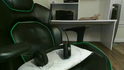 Snapshot of kt12369 chatting on 3, 12, 2024 Kevin online show from 3, 12, 2024