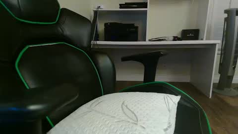 Snapshot of kt12369 chatting on 9, 1, 2025 Kevin online show from 9, 1, 2025