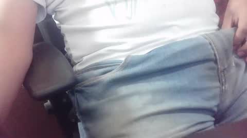 Snapshot of kunahub17 chatting on 13, 9, 2025 kunahub17 online show from 13, 9, 2025