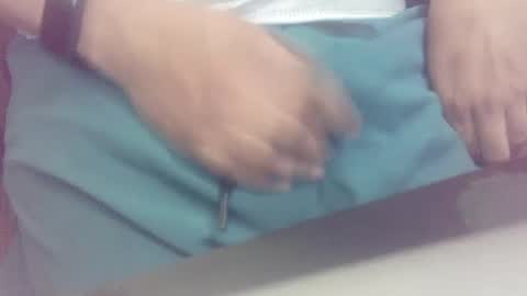 Snapshot of kunahub17 chatting on 16, 10, 2025 kunahub17 online show from 16, 10, 2025