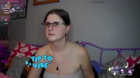 Snapshot of kunzitegoddess chatting on 5, 3, 2025 Samantha online show from 5, 3, 2025