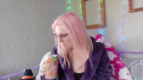Samantha online show from 30, 4, 2026