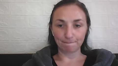 Snapshot of kusia032132 chatting on 28, 11, 2025 kusia032132 online show from 28, 11, 2025