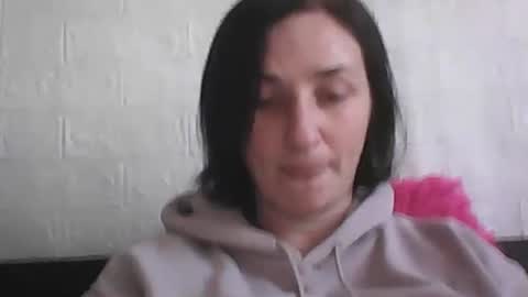 Snapshot of kusia032132 chatting on 18, 12, 2025 kusia032132 online show from 18, 12, 2025