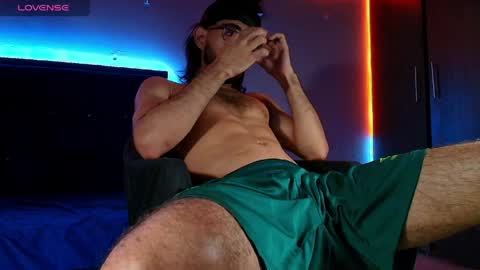 Snapshot of kuzzcoo chatting on 7, 4, 2026 kuzzcoo online show from 7, 4, 2026