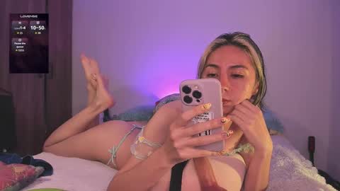 Aria Kess  online show from 17, 10, 2025