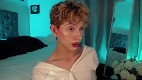 Snapshot of kyle__cooper chatting on 1, 1, 2025 Kyle Cooper online show from 1, 1, 2025