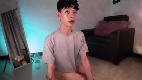 Snapshot of kyle__cooper chatting on 16, 1, 2025 Kyle Cooper online show from 16, 1, 2025