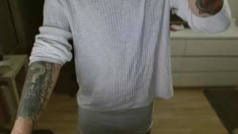 Snapshot of kyle_tattoo chatting on 3, 6, 2026 kyle online show from 3, 6, 2026
