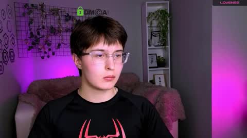 kyleberry_ online show from 6, 11, 2025