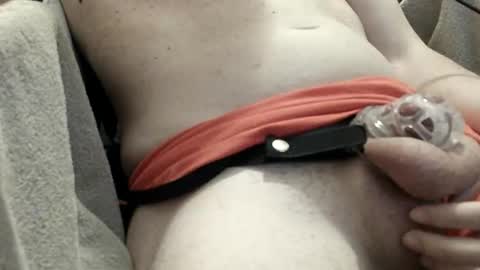 Snapshot of kyleechazz chatting on 6, 4, 2026 kyleechazz online show from 6, 4, 2026