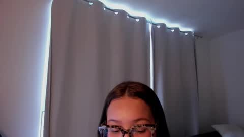 Snapshot of kyleighcx chatting on 23, 3, 2026 Kyleigh online show from 23, 3, 2026