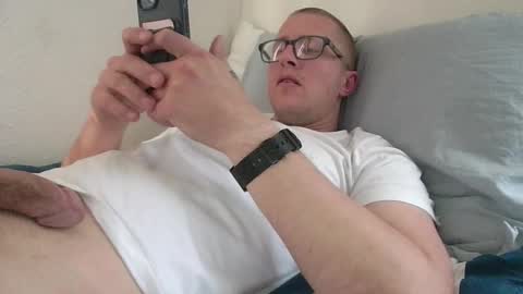 Snapshot of kyleracepearson chatting on 4, 4, 2026 kylerace online show from 4, 4, 2026