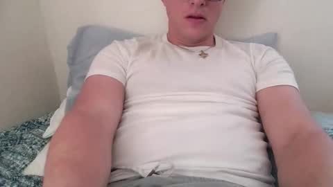 Snapshot of kyleracepearson chatting on 10, 4, 2026 kylerace online show from 10, 4, 2026