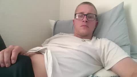 Snapshot of kyleracepearson chatting on 16, 4, 2026 kylerace online show from 16, 4, 2026