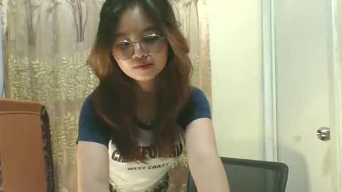 Snapshot of kylie1177 chatting on 18, 10, 2025 its me KYLIE online show from 18, 10, 2025