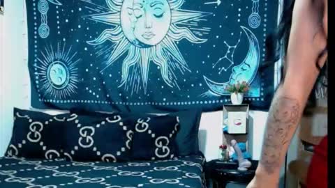 Snapshot of kylie_capricorn chatting on 10, 10, 2025 kylie online show from 10, 10, 2025