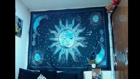 Snapshot of kylie_capricorn chatting on 28, 11, 2025 kylie online show from 28, 11, 2025