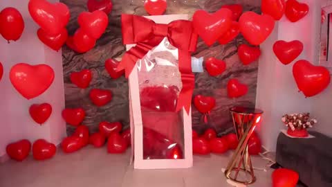 Snapshot of kylie_cooper chatting on 14, 2, 2025 Kylie online show from 14, 2, 2025