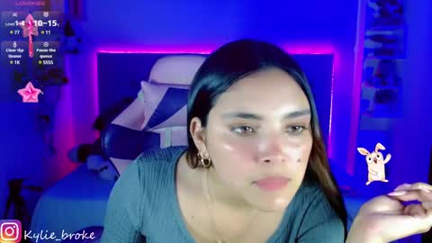Snapshot of kylie_hottt_ chatting on 13, 2, 2025 k ylie online show from 13, 2, 2025