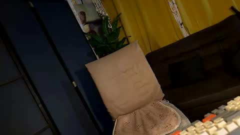 Snapshot of kylie_iyutera chatting on 23, 4, 2026 kylie online show from 23, 4, 2026
