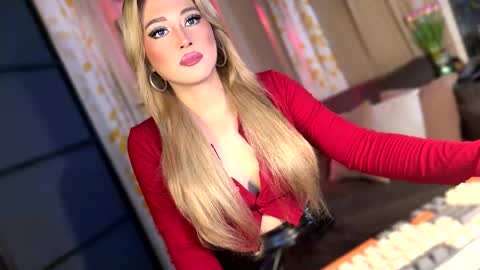 Snapshot of kylie_iyutera chatting on 14, 5, 2026 kylie online show from 14, 5, 2026