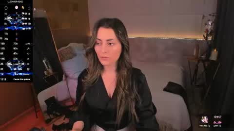Snapshot of kylie_mellow chatting on 2, 7, 2026 Kylie online show from 2, 7, 2026