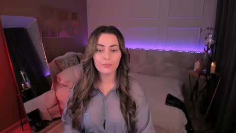 Snapshot of kylie_mellow chatting on 14, 7, 2026 Kylie online show from 14, 7, 2026