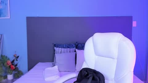 Kylie Reyes  online show from 17, 12, 2024