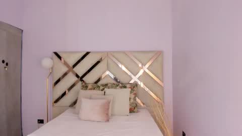 Kylie Reyes  online show from 26, 3, 2026