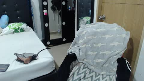 Instagram Kylie switch  followme  buy lovense here online show from 4, 1, 2025