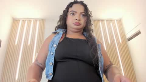 Snapshot of kyliee_moore_ chatting on 24, 6, 2026 kyliee online show from 24, 6, 2026