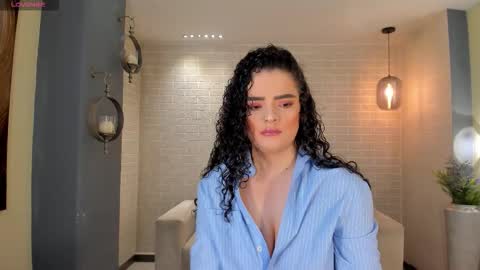 Snapshot of kyliejenkins1 chatting on 19, 11, 2025 Kylie Jenkins online show from 19, 11, 2025