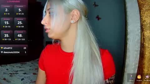 Snapshot of kylieoneadams chatting on 27, 11, 2025 kylie online show from 27, 11, 2025