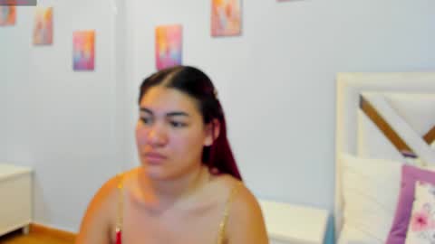Snapshot of kyliiebaker chatting on 27, 5, 2026 Kylie online show from 27, 5, 2026