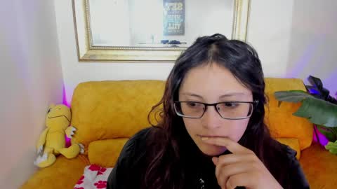 Snapshot of kyomi_chang chatting on 27, 4, 2026 Kyomi online show from 27, 4, 2026