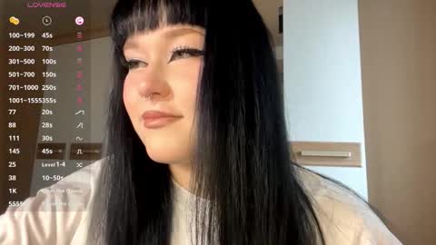 Snapshot of kyongsevenbergen chatting on 2, 11, 2025 Eva online show from 2, 11, 2025