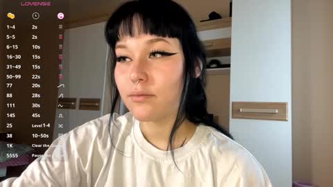 Snapshot of kyongsevenbergen chatting on 3, 11, 2025 Eva online show from 3, 11, 2025