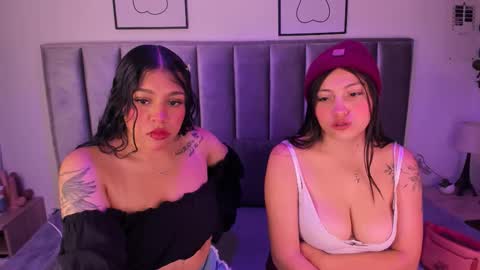 Emily  Laila  online show from 12, 11, 2025