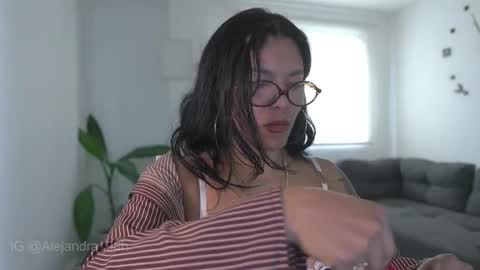 schedule 300 pm - 1100pm colombia time online show from 6, 3, 2026