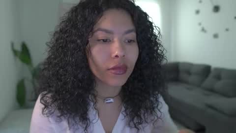 schedule 300 pm - 1100pm colombia time online show from 24, 3, 2026