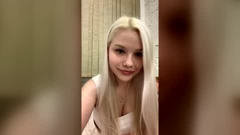 Snapshot of l1sa_bun chatting on 7, 7, 2026 Alice online show from 7, 7, 2026