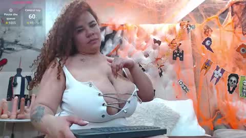 la crespa x online show from 6, 10, 2025