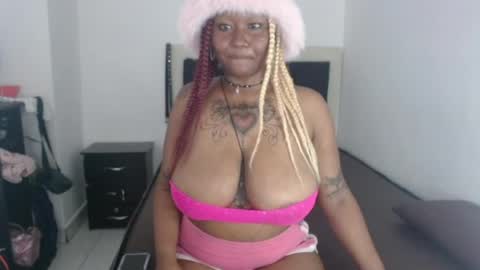 Snapshot of la_malona_77 chatting on 9, 7, 2026 la_malona_77 online show from 9, 7, 2026