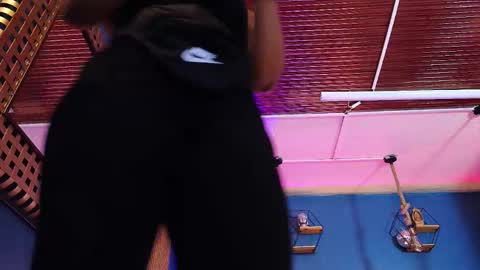 Cris  online show from 10, 2, 2026